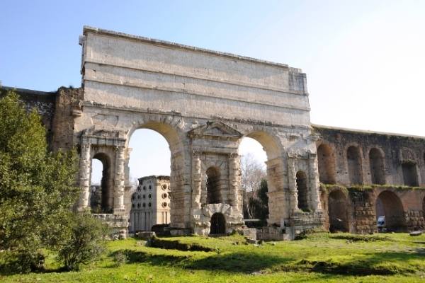Ultimate guide to 31 ancient sites and Roman ruins in Italy
