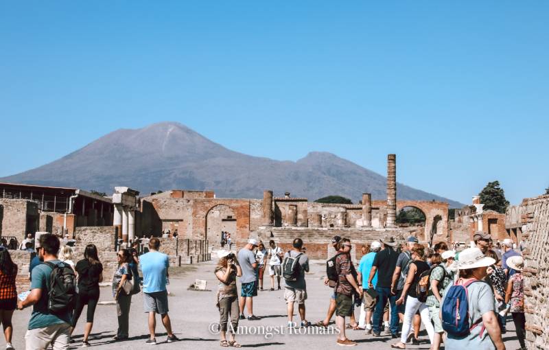Visiting Pompeii and Herculaneum: 2 ancient Roman cities lost to time