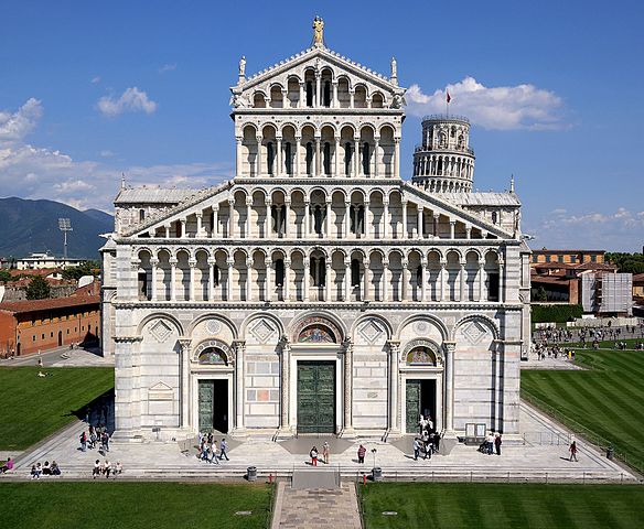 The exterior of the Pisa Cathedral, one of the places to explore in PIsa