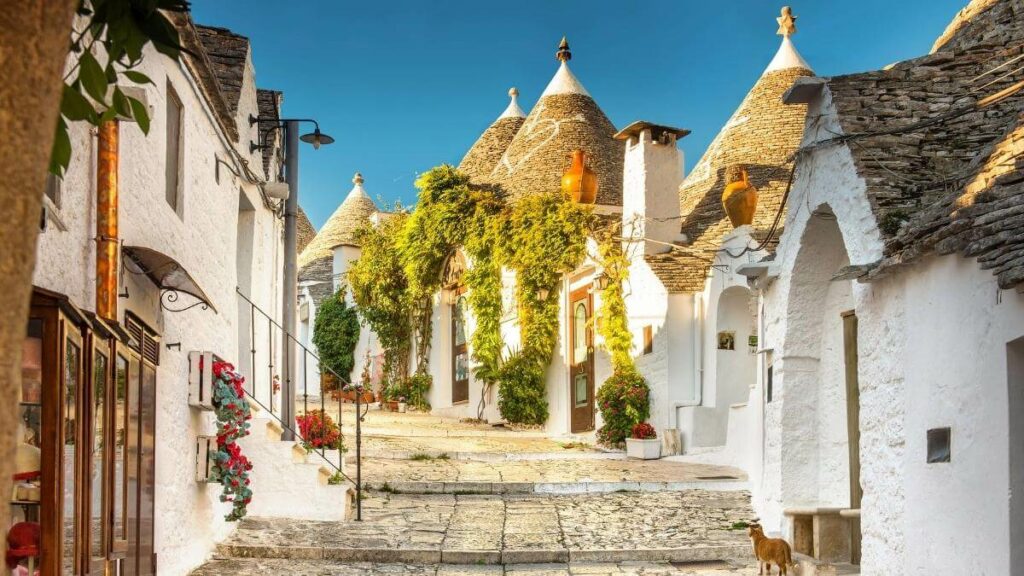 trulli homes in alberobello puglia italy