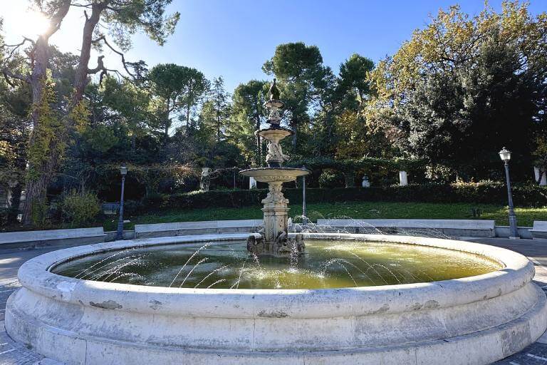 fountain at Villa Comunale park